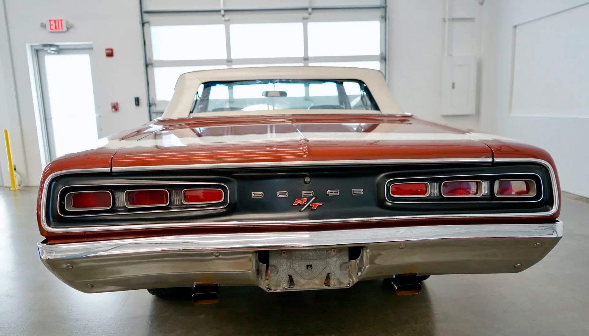 1970 Dodge Coronet - Image 12