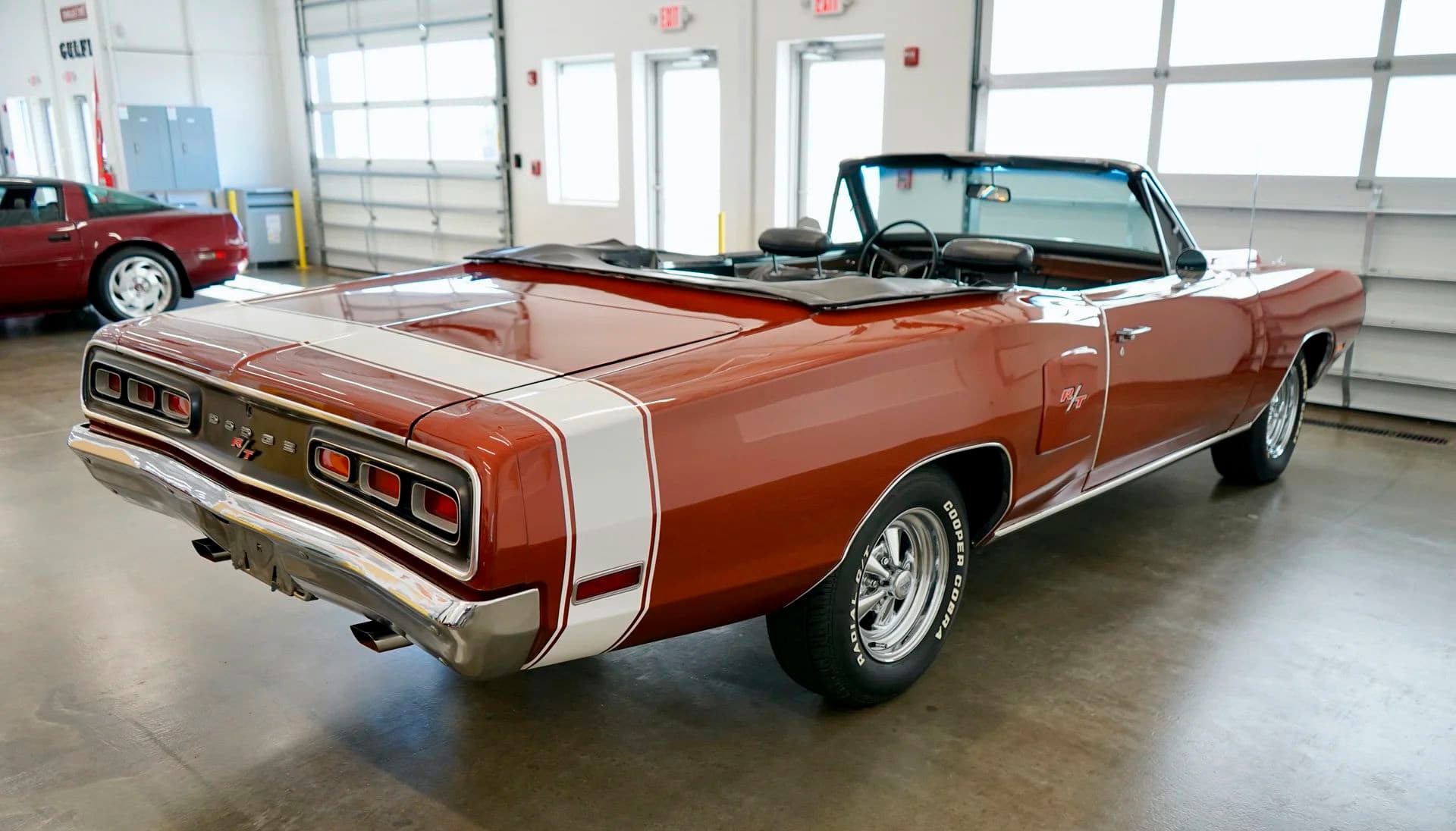 1970 Dodge Coronet - Image 4