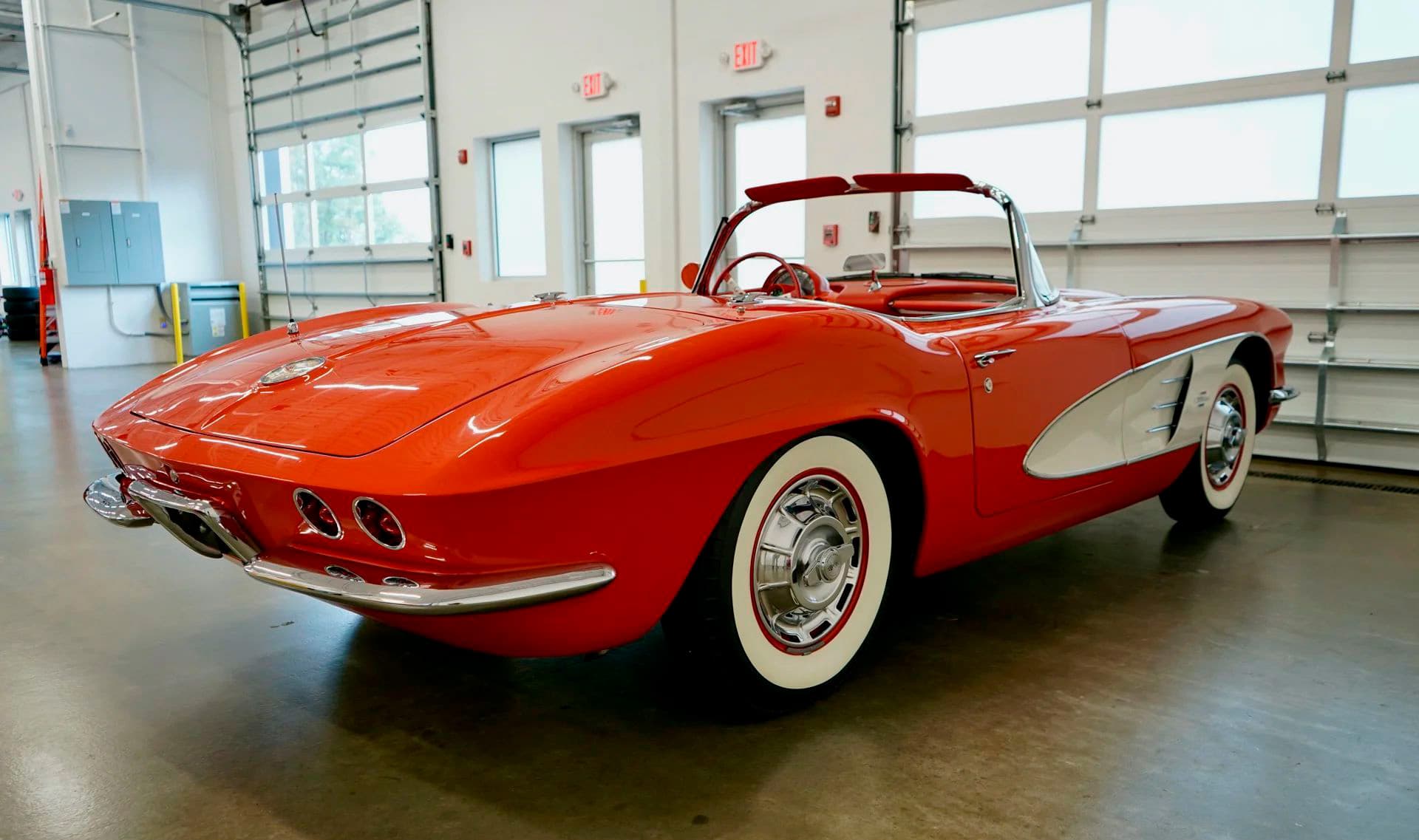 1961 Chevrolet Corvette - Image 6