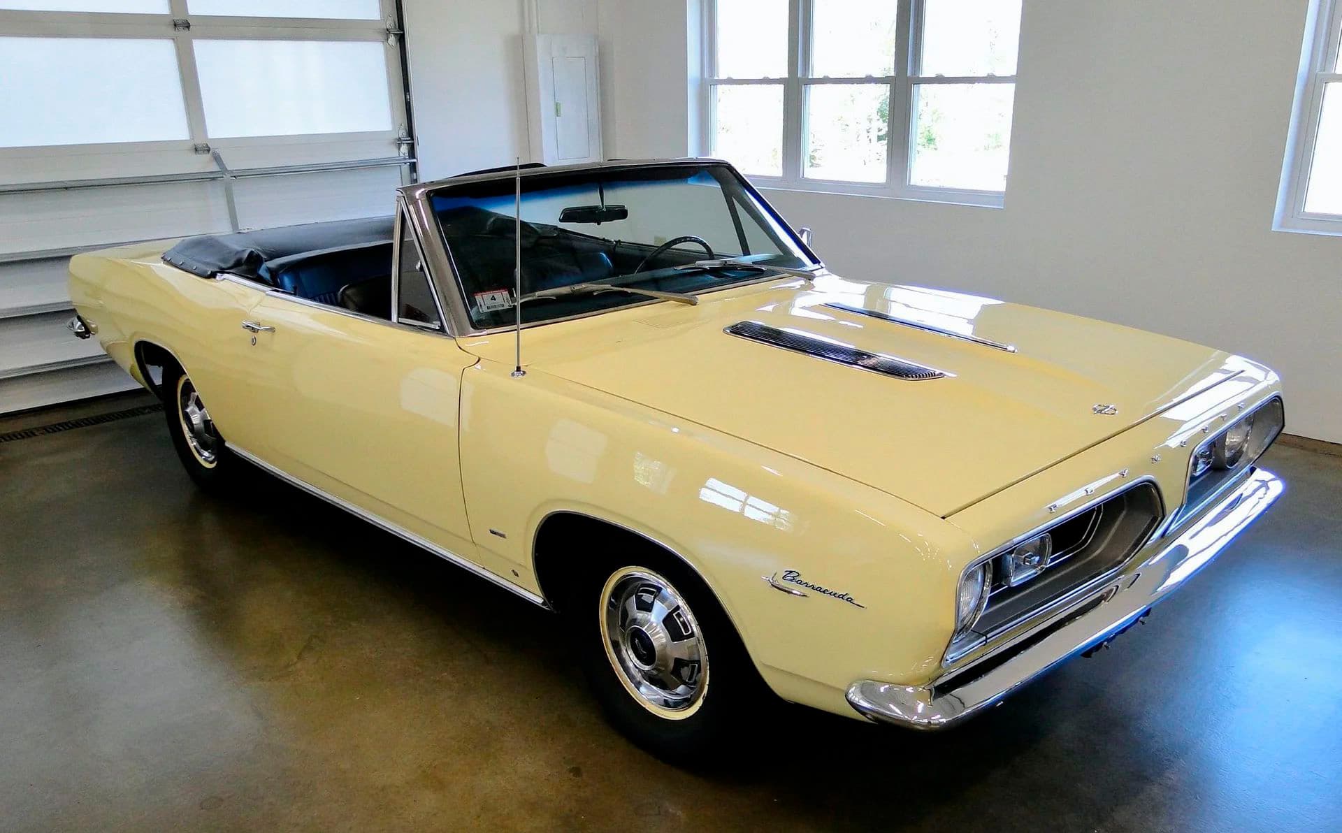 1967 Plymouth Barracuda - Image 9